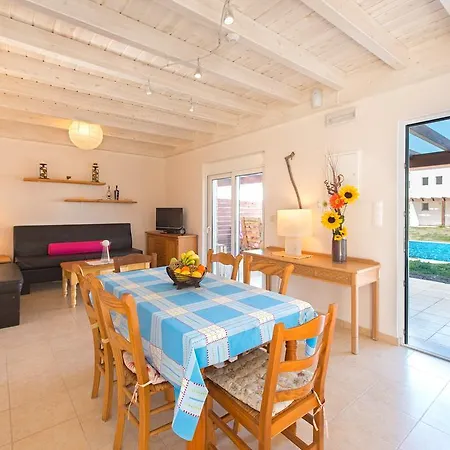 Дом отдыха By Stayonrhodes *