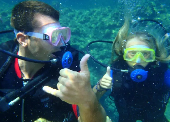 By Stayonrhodes Κολύμπια