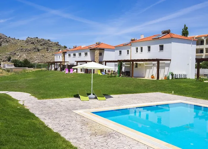 By Stayonrhodes بيت للعطل *