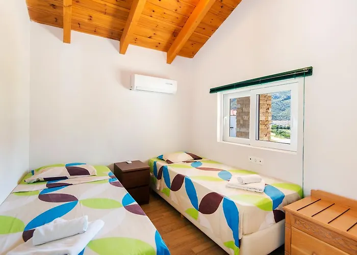 別荘 By Stayonrhodes