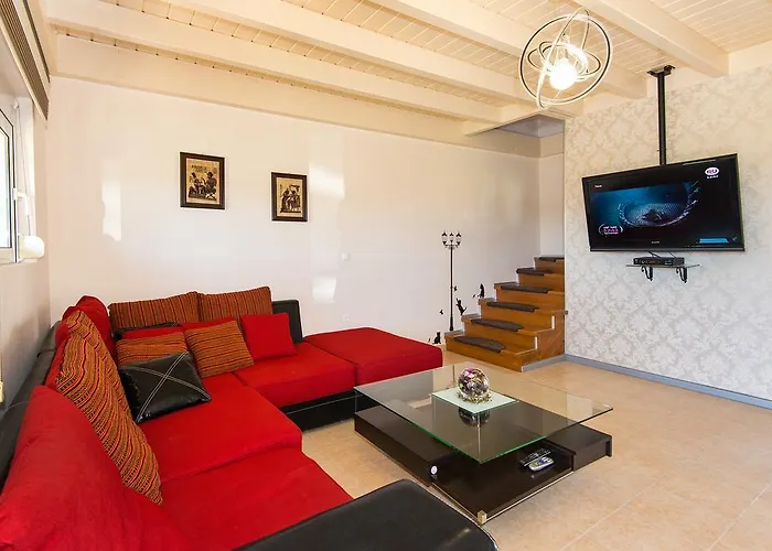 By Stayonrhodes كولومبيا